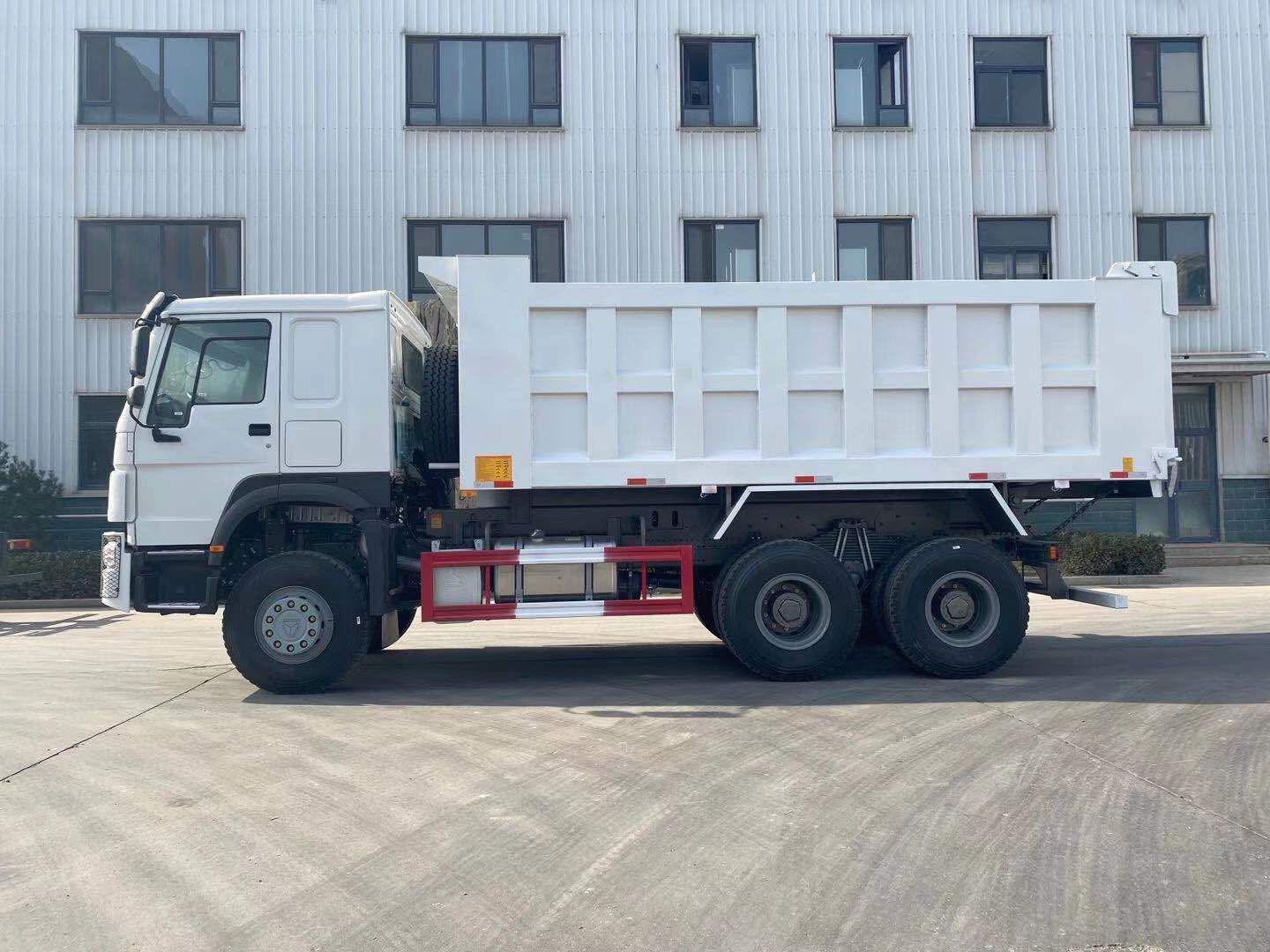 中国重汽倾卸卡车